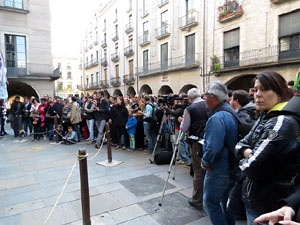 Girona de Gel i Foc. Combats medievals pel grup Drak&ograve;nia. Estrena de la sisena temporada de Joc de Trons a Girona
