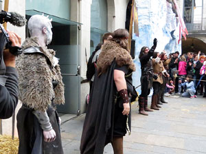 Girona de Gel i Foc. Combats medievals pel grup Drak&ograve;nia. Estrena de la sisena temporada de Joc de Trons a Girona