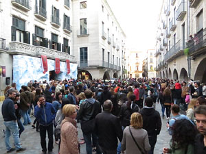 Girona de Gel i Foc. Combats medievals pel grup Drak&ograve;nia. Estrena de la sisena temporada de Joc de Trons a Girona