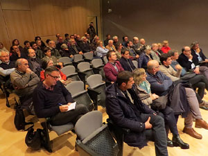 Inauguraci&oacute; de l'exposici&oacute; 1416-1417. La Catedral de Girona, una o tres naus?, al Col&middot;legi Oficial d'Arquitectes a Girona