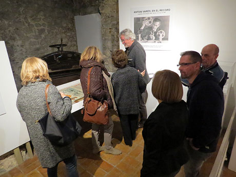 Inauguraci&oacute; de l'exposici&oacute; homenatge a Antoni Var&eacute;s al Celler del Museu d'Hist&ograve;ria de Girona