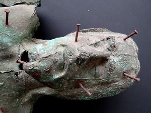 Exposici&oacute; 'Travessia. Un gest sobre textures i colors' de Dom&egrave;nec Fita a l'Auditori de Girona