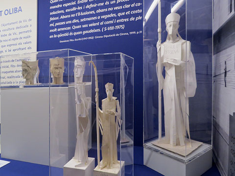 Una sala de l'exposici&oacute; 'Divorcis amb la tradici&oacute;'