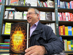 Festival MOT. La Girona de Miquel Fa&ntilde;anas. Ruta liter&agrave;ria a trav&eacute;s de les seves obres ambientades a Girona