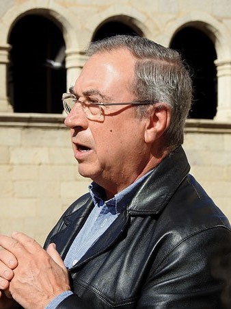 Miquel Fa&ntilde;an&agrave;s a la pla&ccedil;a dels Ap&ograve;stols