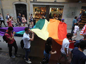 Manifestaci&oacute; contra l'homof&ograve;bia i la transf&ograve;bia, organitzada pel Consell Municipal de les Lesbianes, Gais,