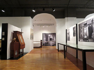 Exposici&oacute; Mas&oacute;: interiors al Museu d'Hist&ograve;ria de Girona