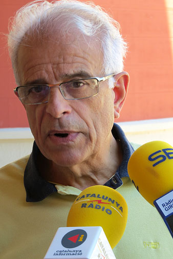 El regidor de Sostenibilitat, Medi Ambient, Participaci&oacute; i Cooperaci&oacute; de l'Ajuntament de Girona, Eduard Berloso, durant la roda de premsa