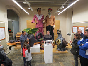 Monstrari de carrer. Inauguraci&oacute; de l'exposici&oacute; de figures de la imatgeria festiva popular de Nuxu Perpiny&agrave