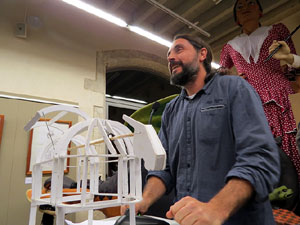 Monstrari de carrer. Inauguraci&oacute; de l'exposici&oacute; de figures de la imatgeria festiva popular de Nuxu Perpiny&agrave