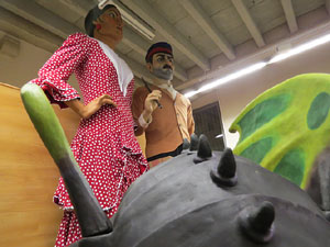 Monstrari de carrer. Exposici&oacute; de figures de la imatgeria festiva popular de Nuxu Perpiny&agrave