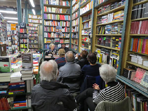 Llibreria Geli. Parlem de llibres? amb Merc&egrave; Ferr&eacute;, autora de I un dia va ser el principi