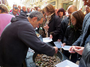 Llibreria Geli. Presentaci&oacute; de Cassoles de Girona d'Abraham Simon, amb Assumpci&oacute; Cantalozella i Enric Viladot