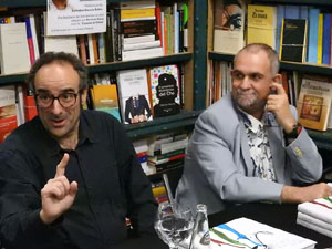 Presentaci&oacute; 'Un any a la cuina' d'Enric Herce a la Llibreria Geli de Girona, amb Salvador Garcia-Arb&oacute;s i una cassola d'Abraham Simon