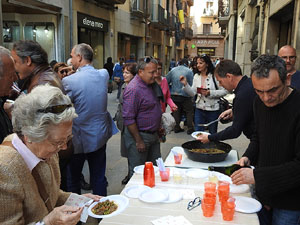 Presentaci&oacute; 'Un any a la cuina' d'Enric Herce a la Llibreria Geli de Girona, amb Salvador Garcia-Arb&oacute;s i una cassola d'Abraham Simon
