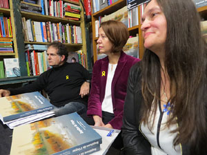 Presentaci&oacute; del llibre 'Esquitxos de l'Onyar' amb poemes de Dolors Vilamitjana i fotografies de Josep Burset, a la Llibreria Geli