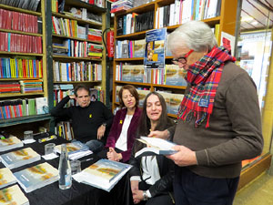 Presentaci&oacute; del llibre 'Esquitxos de l'Onyar' amb poemes de Dolors Vilamitjana i fotografies de Josep Burset, a la Llibreria Geli