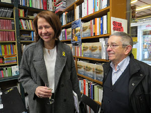 Presentaci&oacute; del llibre 'Esquitxos de l'Onyar' amb poemes de Dolors Vilamitjana i fotografies de Josep Burset, a la Llibreria Geli