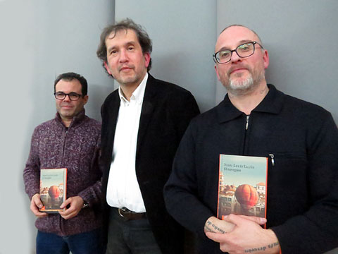 L'autor, Joan-Llu&iacute;s Llu&iacute;s, amb Josep Dom&egrave;nech Ponsat&iacute; i Xavier Del&ograve;s