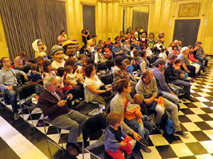 Presentaci&oacute; del llibre 'S'ha perdut un capgr&ograve;s' al Sal&oacute; de decans del Teatre Municipal