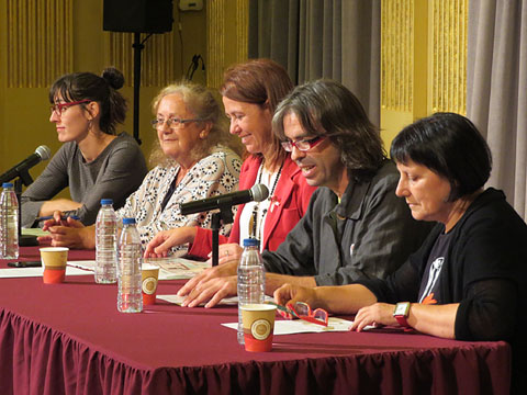 Presentaci&oacute; del llibre al Sal&oacute; de descans del Teatre Municipal