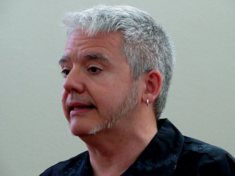 M&agrave;rius Serra en un moment de la presentaci&oacute; del llibre