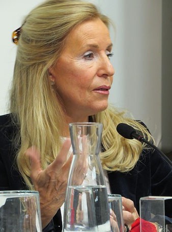 L'autora, Montse Batlle, durant la presentaci&oacute;