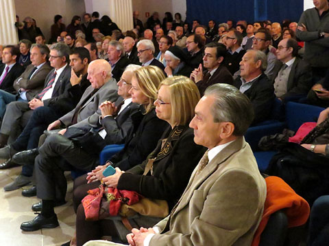 Un moment de la presentaci&oacute; del llibre