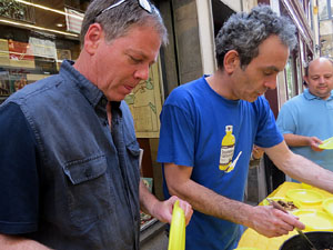 Presentaci&oacute; de La cuina m&eacute;s exquisida de la Costa Brava. Els tapers, de Jaume F&agrave;brega, amb Abraham Simon