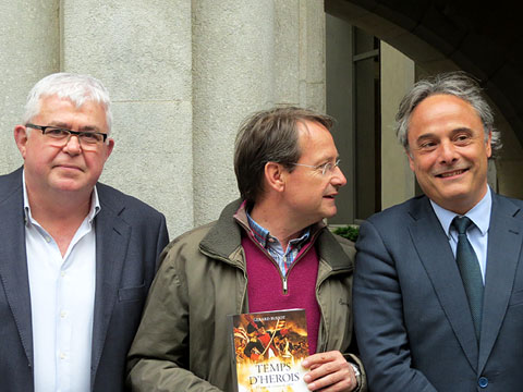 Alcoberro, Bussot i Ribas abans d'entrar a la presentaci&oacute;