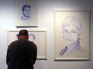 Exposici&oacute; 'El proc&eacute;s a punta de Bic', dibuixos de Jordi Magri&agrave; a la Casa de Cultura de Girona