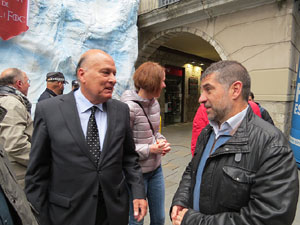 Rebuda de l'Spar Citylift Girona a la Sala de Plens de l'Ajuntament i a la pla&ccedil;a del Vi