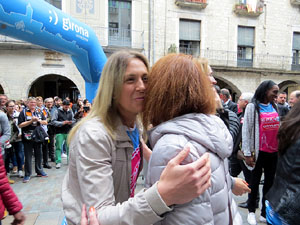 Rebuda de l'Spar Citylift Girona a la Sala de Plens de l'Ajuntament i a la pla&ccedil;a del Vi