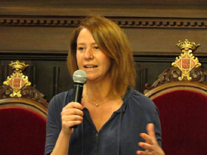 Rebuda de l'Spar Citylift Girona a la Sala de Plens de l'Ajuntament i a la pla&ccedil;a del Vi
