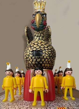 &Agrave;guila de la ciutat i servidors