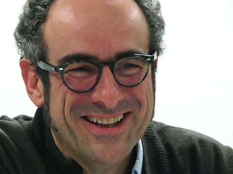 Salvador Garcia-Arb&oacute;s durant la xerrada