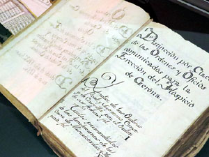 Exposici&oacute; '200 anys de la Diputaci&oacute; de Girona' a la Casa de Cultura