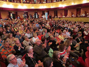 Acte central de campanya de JuntsxCat al Teatre Municipal