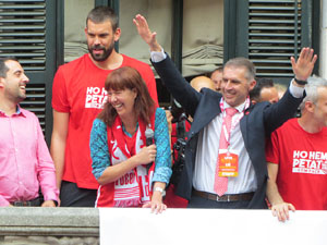 Ascens del Girona FC i el B&agrave;squet Girona. Rebuda a la pla&ccedil;a del Vi