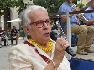 Ballada de tardor. Audici&oacute; de sardanes a la pla&ccedil;a de la Independ&egrave;ncia de Girona