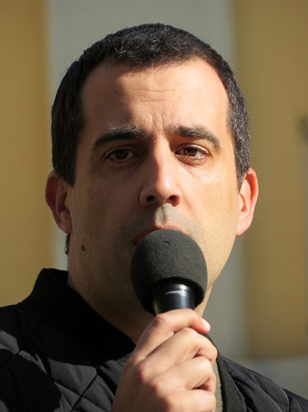 &Agrave;dam Bertran, regidor d'Educaci&oacute;, Inf&agrave;ncia i Esports a l'Ajuntament de Girona, durant l'acte