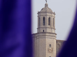 Commemoraci&oacute; del Dia de la Dona 2021 al pont de les Peixateries Velles
