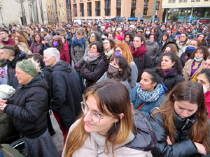 Commemoraci&oacute; del Dia de la Dona 2022 a la pla&ccedil;a de l'U d'octubre de 2017