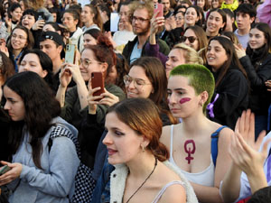 Commemoraci&oacute; del Dia de la Dona 2023 a la pla&ccedil;a de l'U d'octubre de 2017