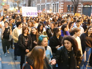 Commemoraci&oacute; del Dia de la Dona 2023 a la pla&ccedil;a de l'U d'octubre de 2017