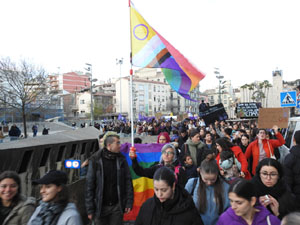 Commemoraci&oacute; del Dia de la Dona 2024 a la pla&ccedil;a de l'U d'octubre de 2017