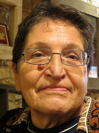 Adela G. Caama&ntilde;o, autora de les obres de l'exposici&oacute;