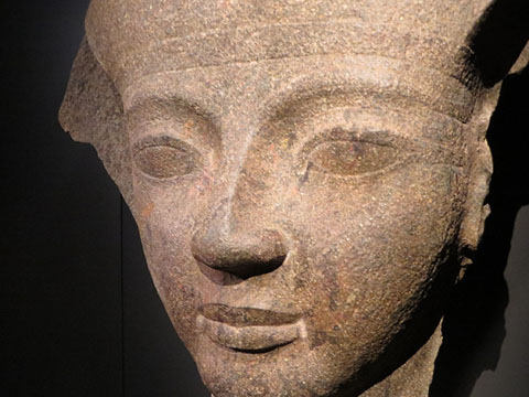 Fragment de la tapa del sarc&ograve;fag del fara&oacute; Ramesses VI. Dinastia XX, regnat de Ramesses VI, Ca. 1143-1136 aC. Tomba de Ramesses VI, Vall dels Reis, Tebes