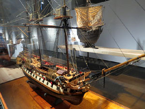 Exposici&oacute; 'Girona prop del mar' de modelisme naval a la Casa de Cultura