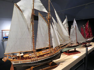 Exposici&oacute; 'Girona prop del mar' de modelisme naval a la Casa de Cultura